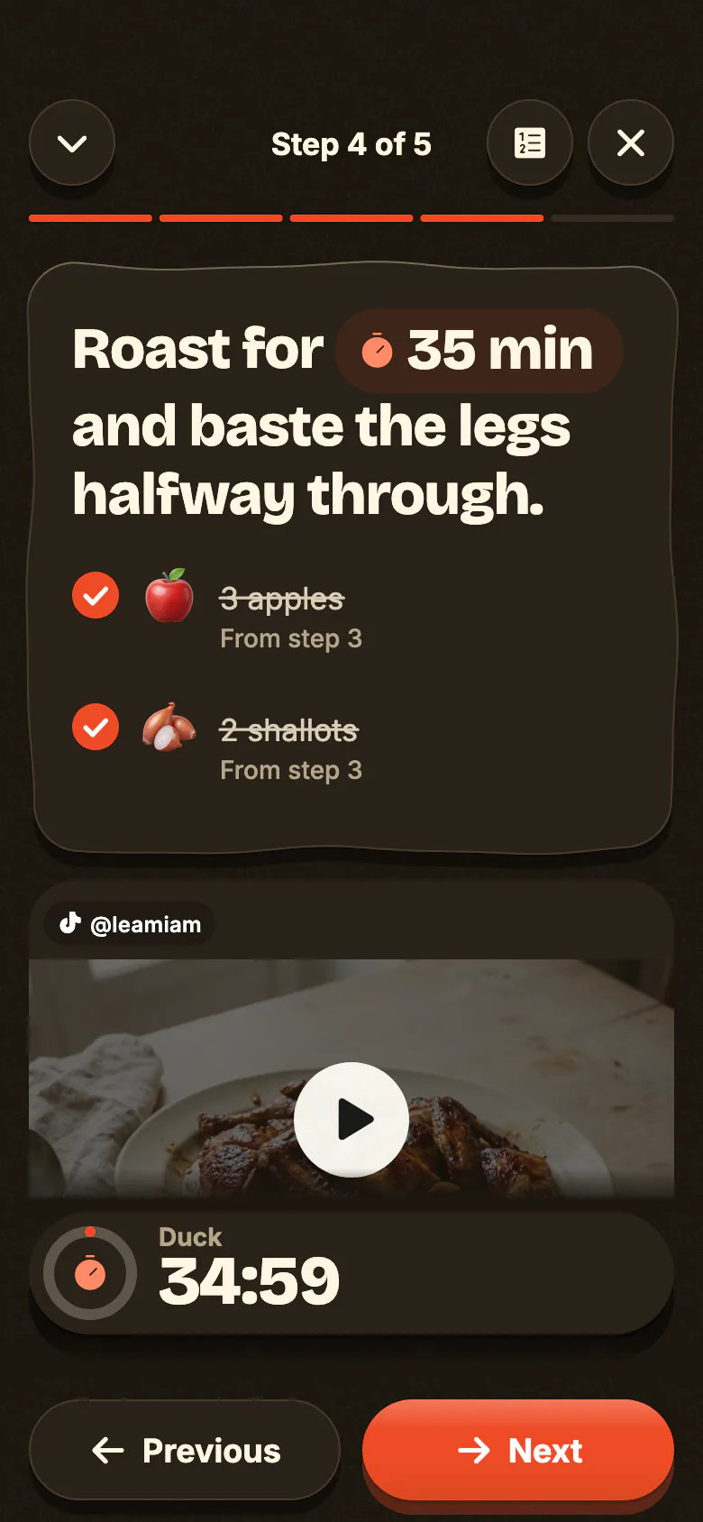 Yumclip’s cook mode, in the evening: a step written large, its ingredients, and the timer starting.